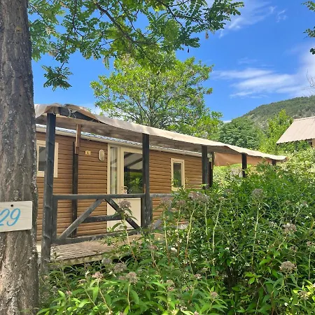Campsite Village De Et La Pierre De L'aigle *