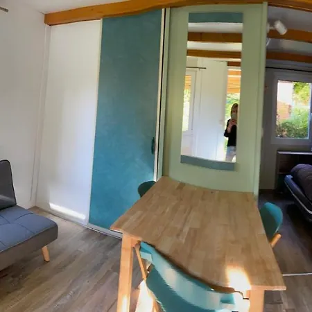 Camping Village De Et La Pierre De L'aigle *