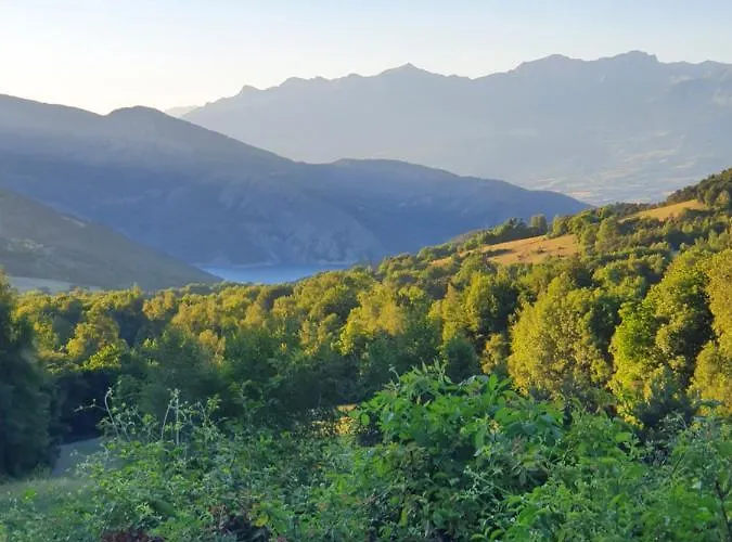 Campeggio Village De Et La Pierre De L'aigle