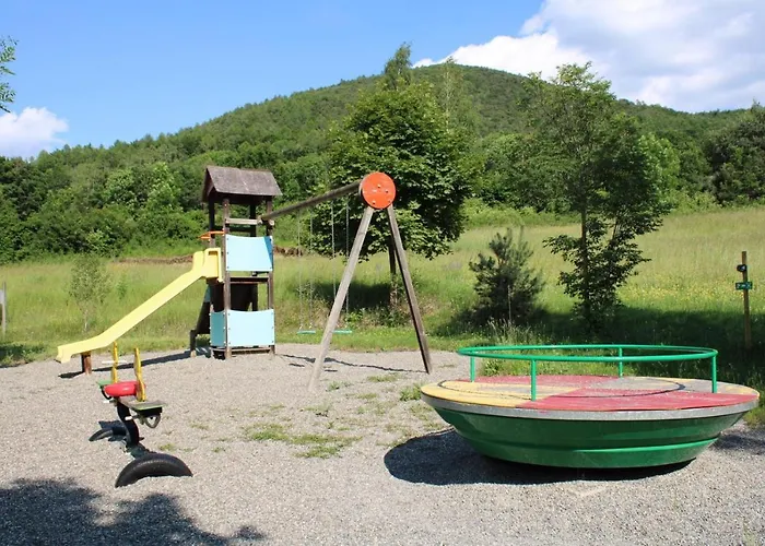 Village De Et La Pierre De L'aigle Campsite *